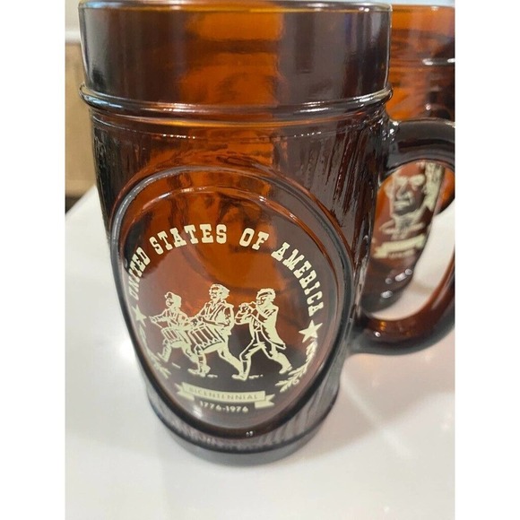 USA Bicentennial 1776-1976 Amber color Large 5 1/2" tall Glass Mugs vintage - Picture 6 of 9